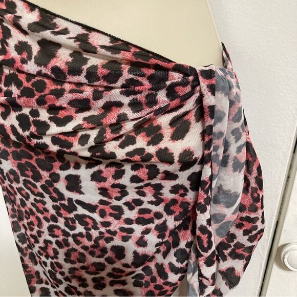 Sarong Cover up Beach Wrap Pink Cheetah Leopard Mini Tie Womens Small - Picture 5 of 8